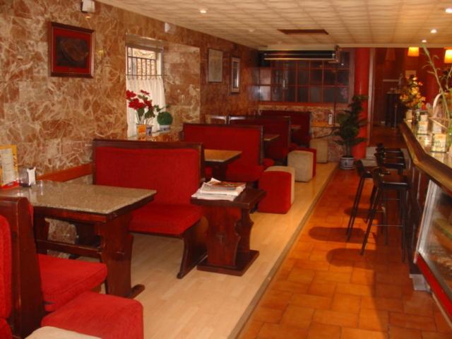 Hostal Restaurante Arasa Santa Bárbara Exterior photo